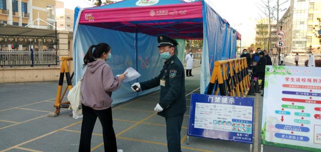 今天，开学！阜阳高三学子率先复课